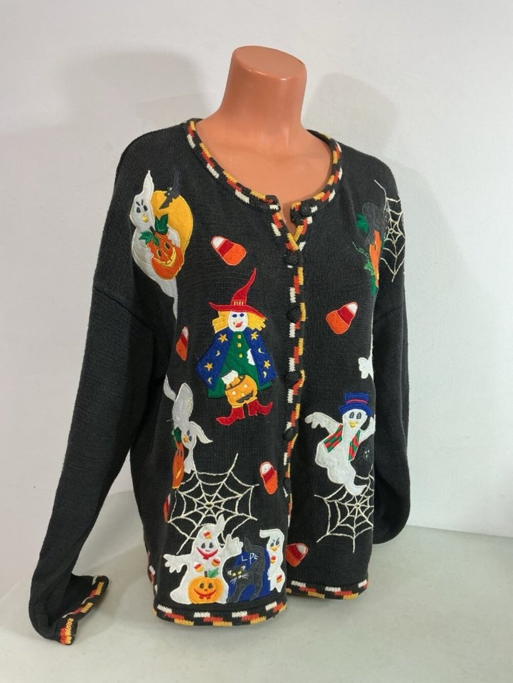 Vintage Halloween Cardigan Sweater Witch Black Cat Candy Corn Womens XL - Picture 3 of 8